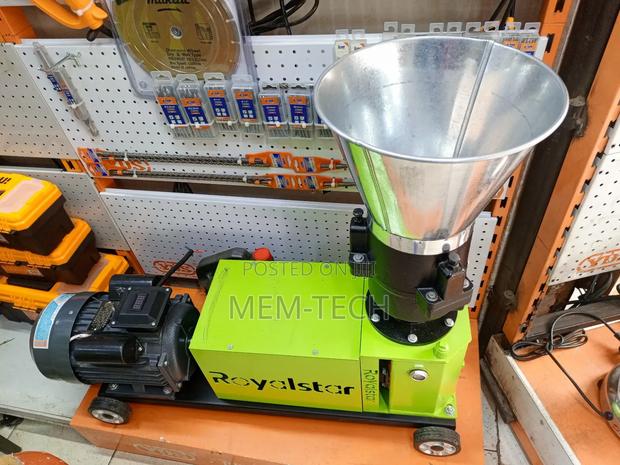 Original Pallet Machine/Feed Making Machine - thumbnail 3