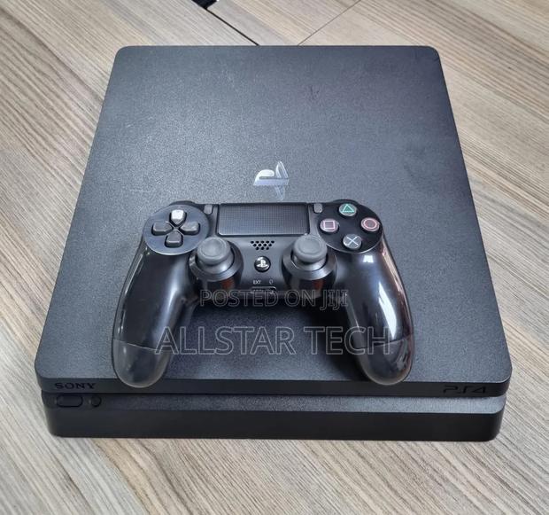 Sony Playstation 4 Slim Gaming With 2 Controllers - thumbnail 2