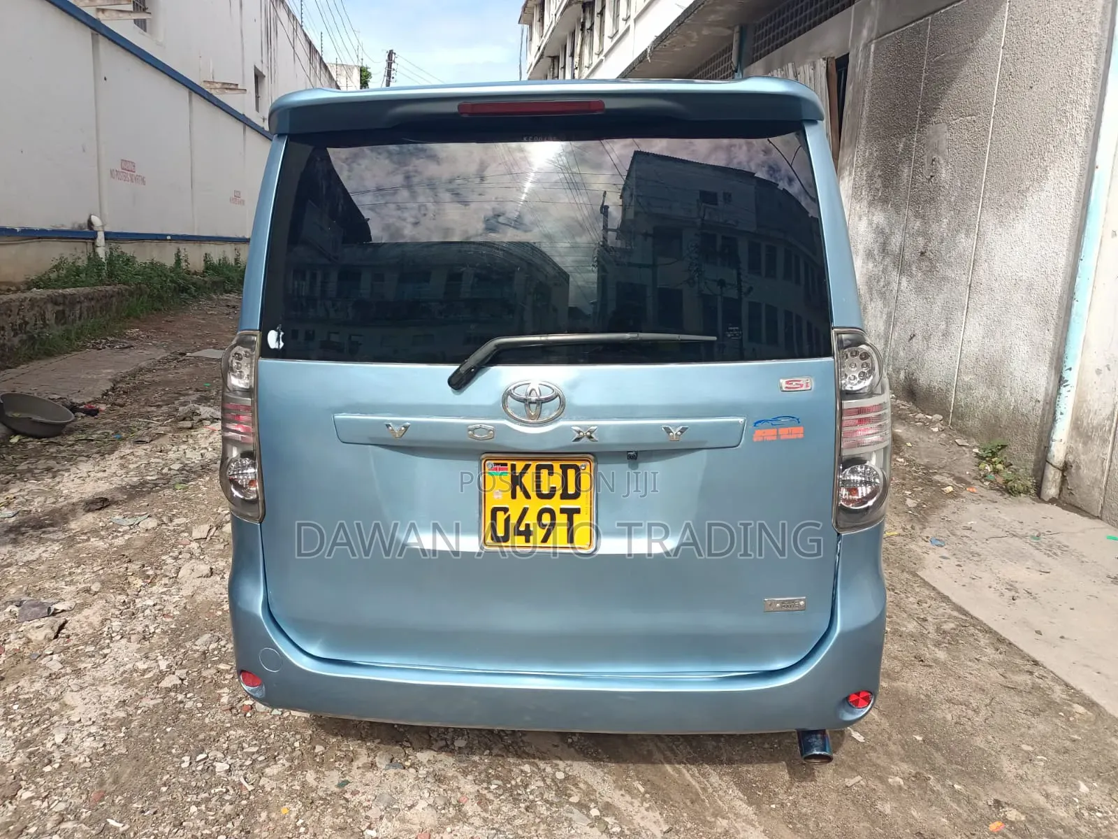 Toyota Voxy 2009 Blue