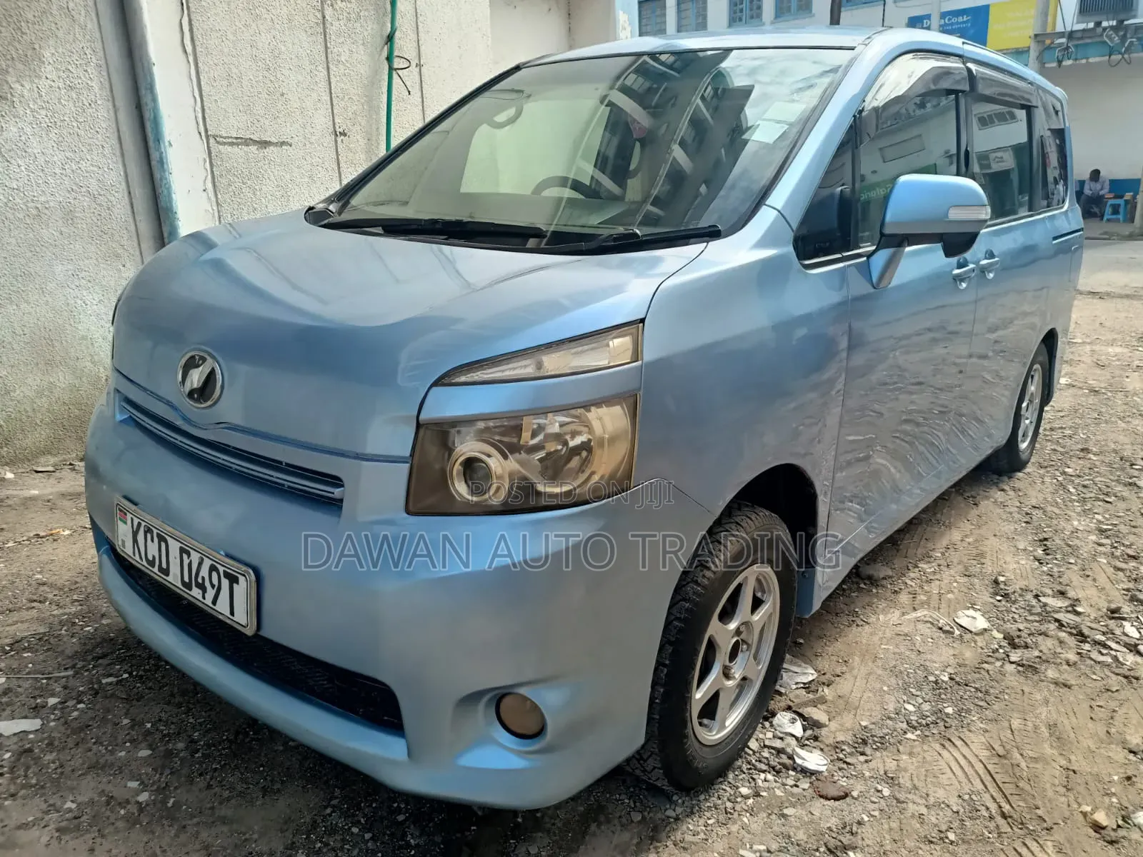 Toyota Voxy 2009 Blue