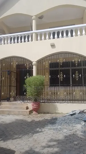 4 Bedroom Villa for Rent