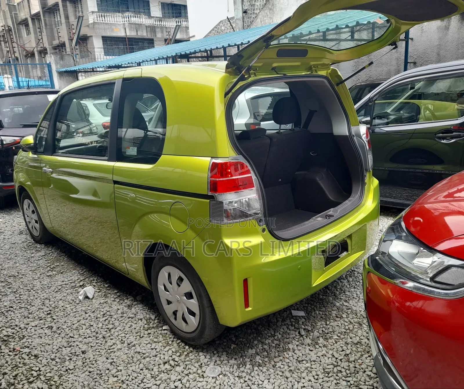 Toyota Spade 1.5 2018 Green