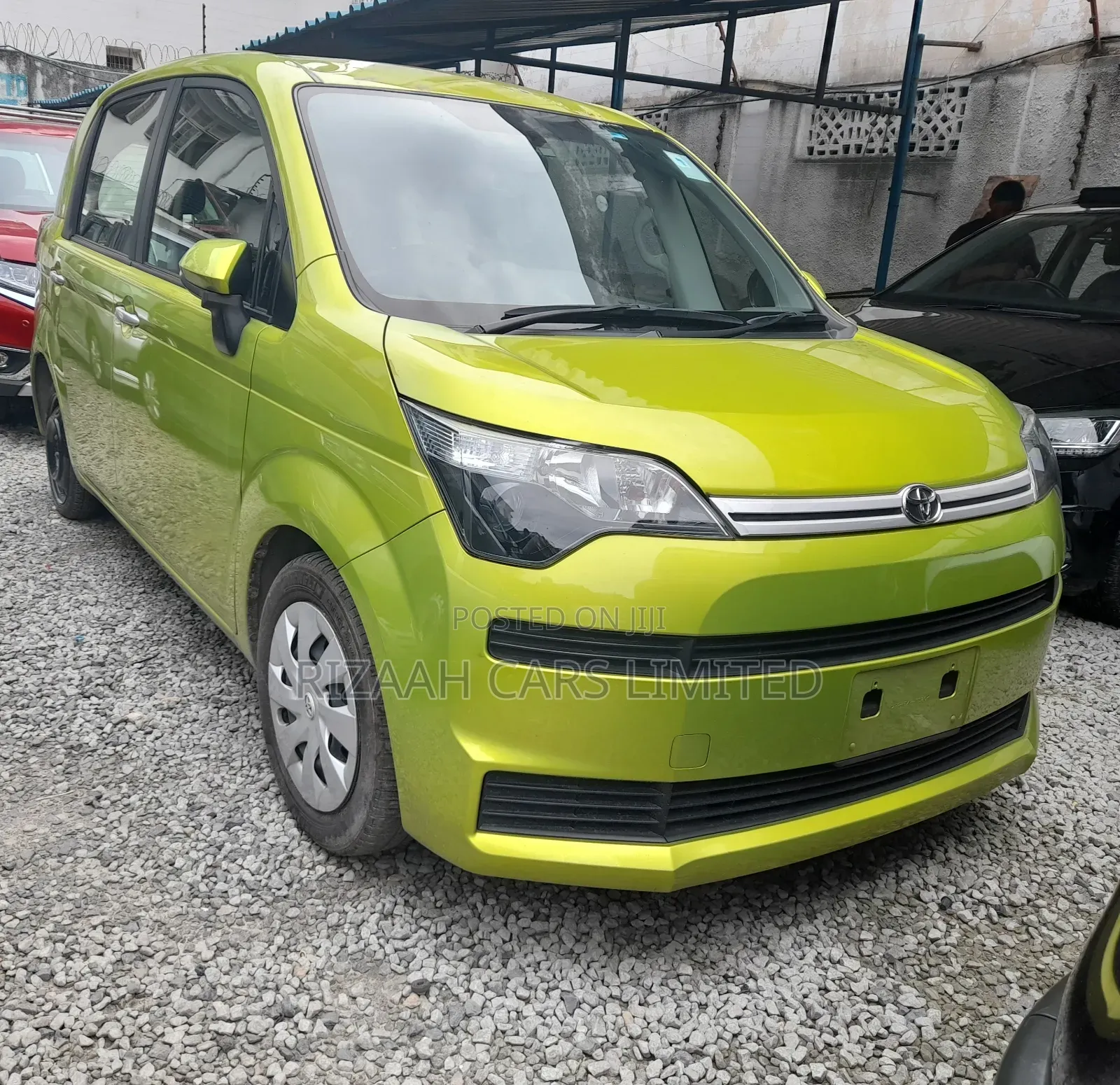 Toyota Spade 1.5 2018 Green