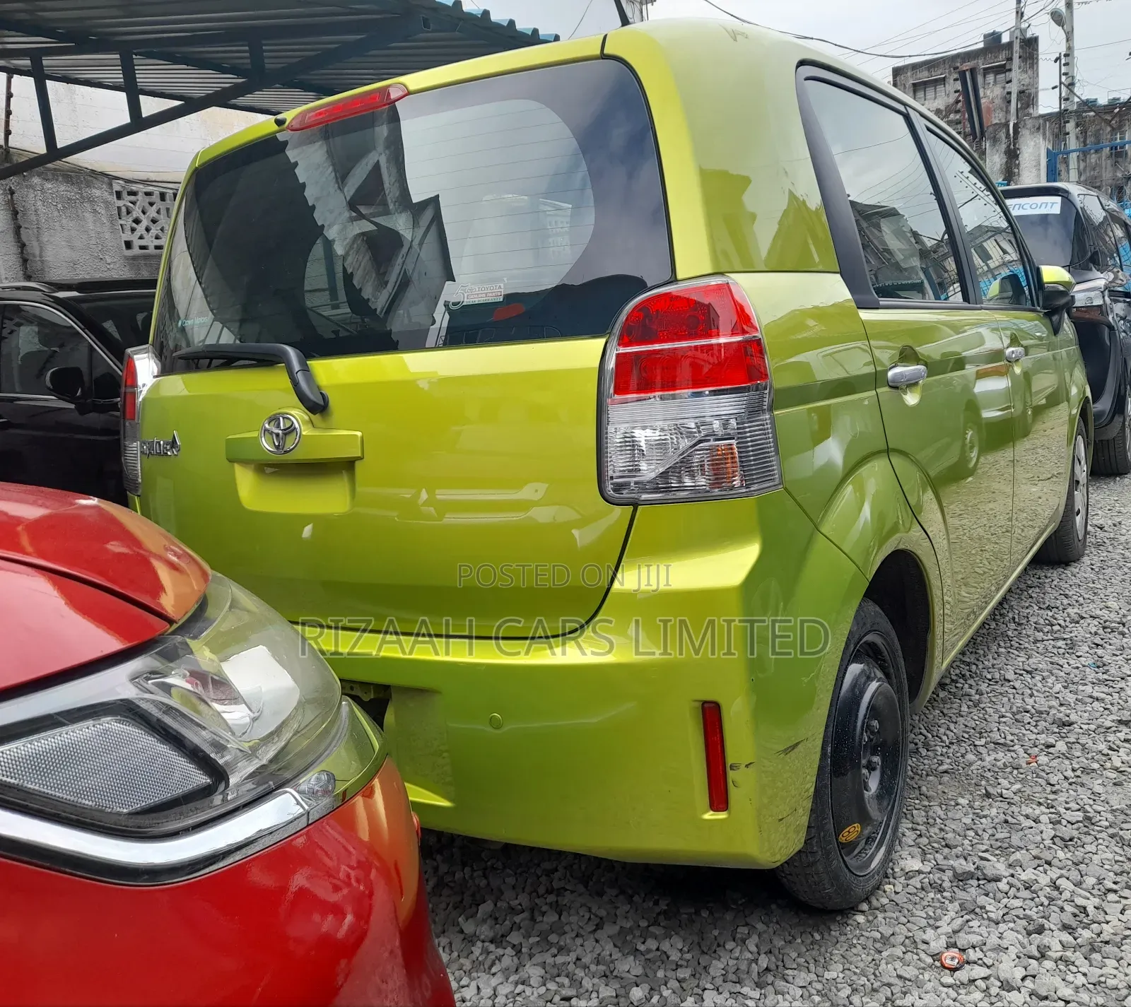 Toyota Spade 1.5 2018 Green