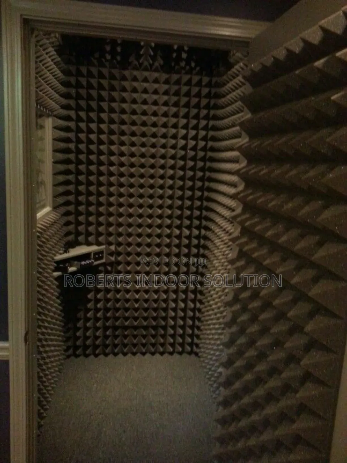 Quite Moments in Soundproof Moments