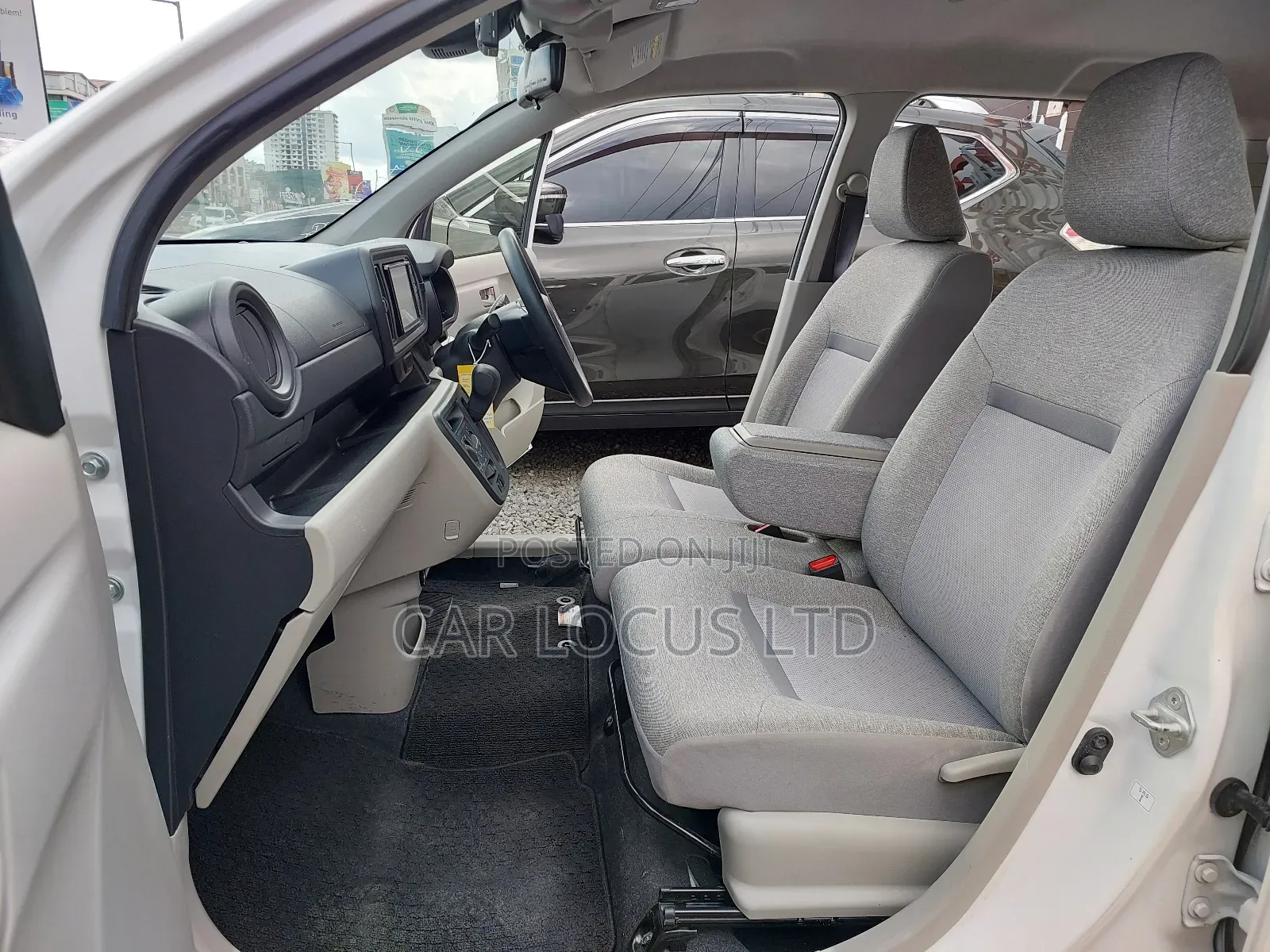 Daihatsu Boon 2018 White