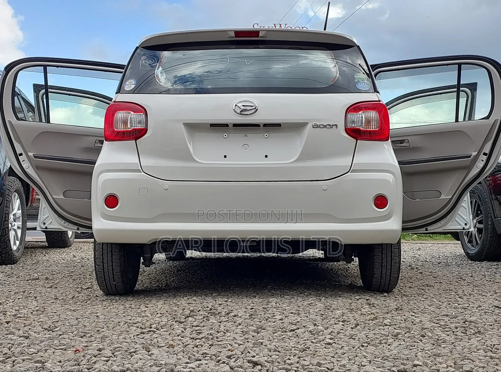 Daihatsu Boon 2018 White