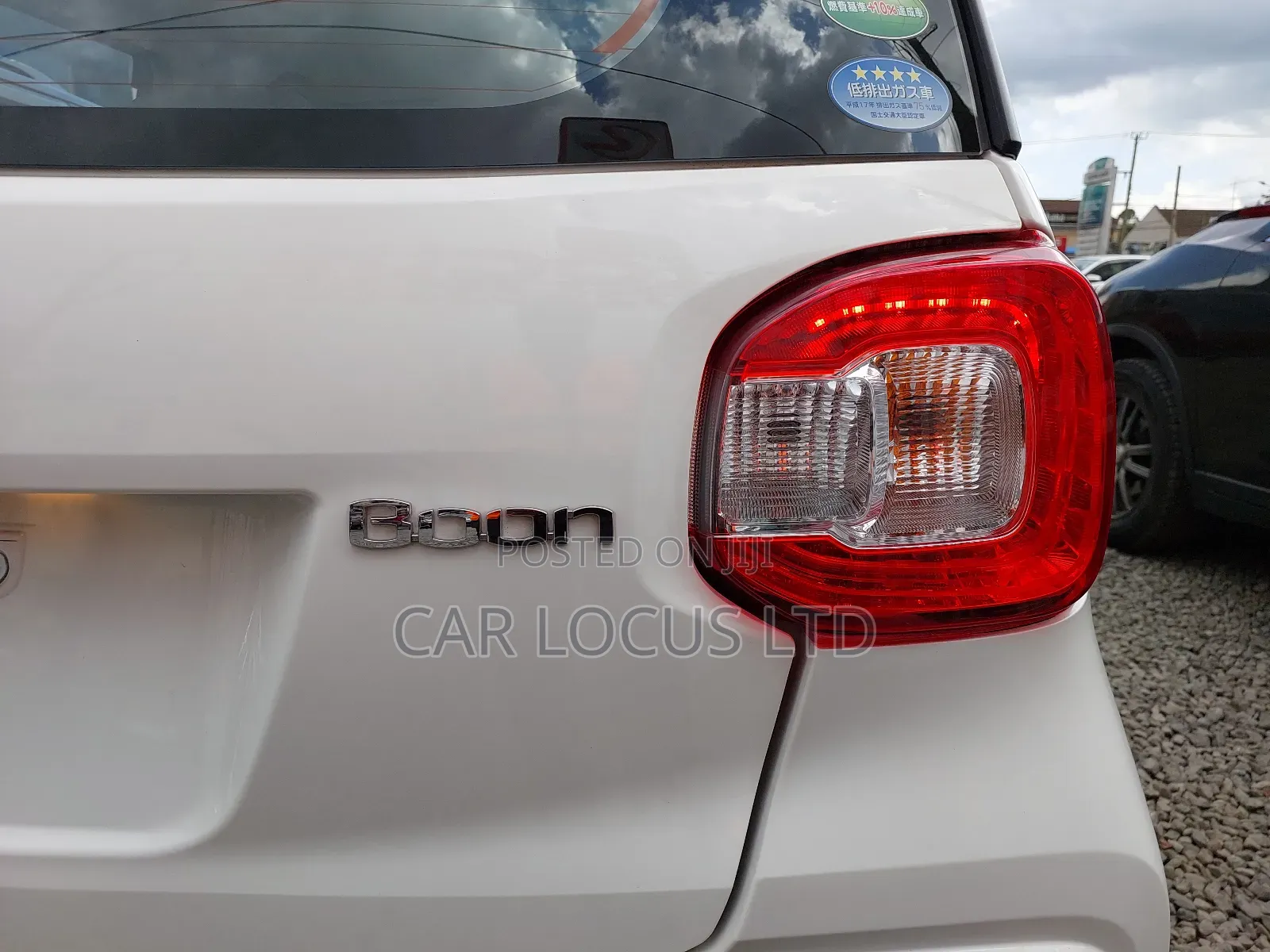 Daihatsu Boon 2018 White