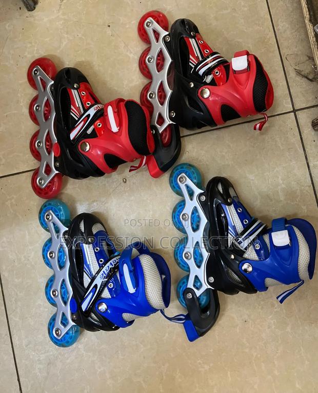 Quality Red /Blue Skating Shoes