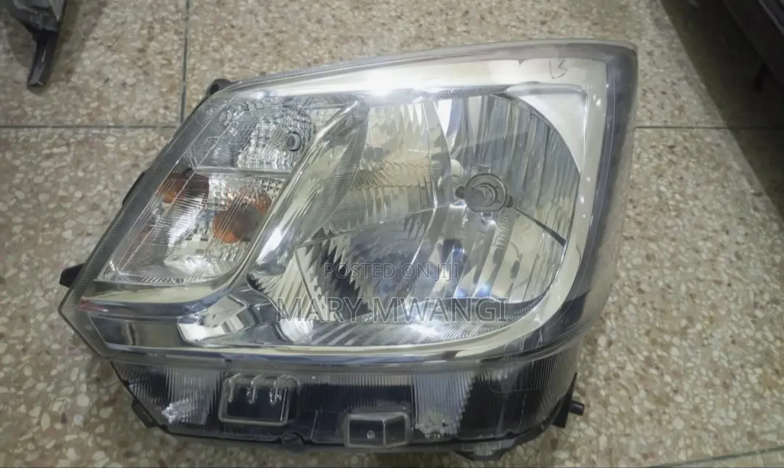 Daihatsu Move 2015 Headlight
