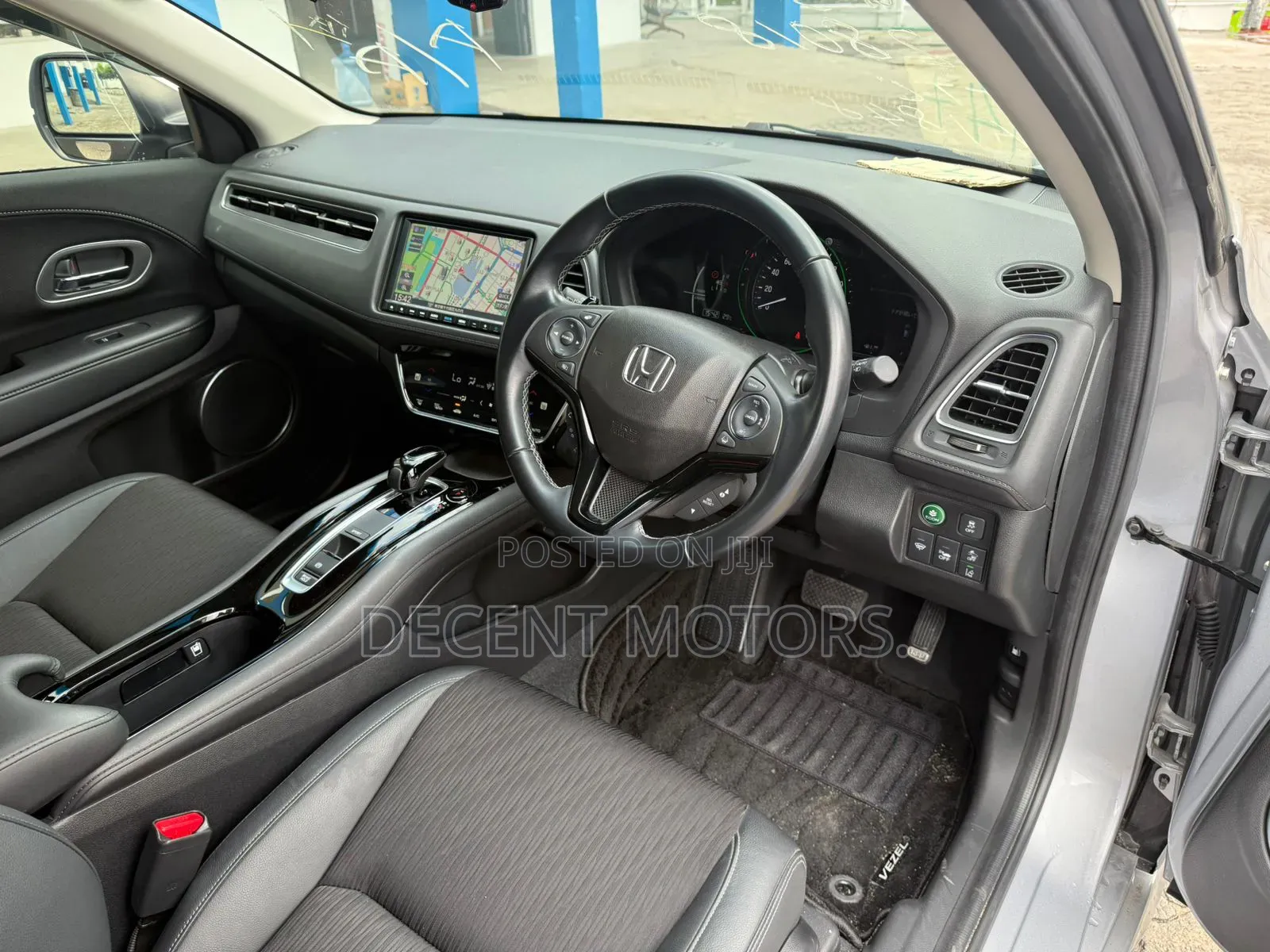 Honda Vezel 1.5 Hybrid 2WD 2019 Silver