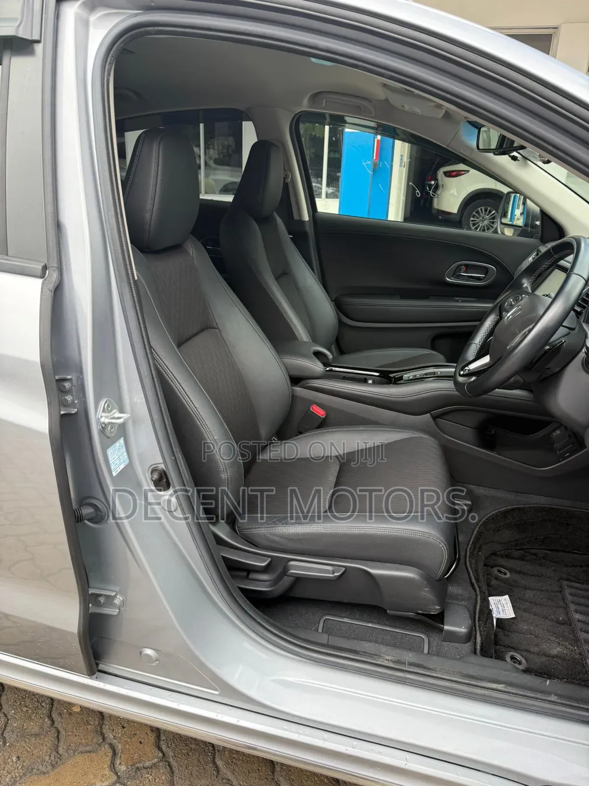 Honda Vezel 1.5 Hybrid 2WD 2019 Silver