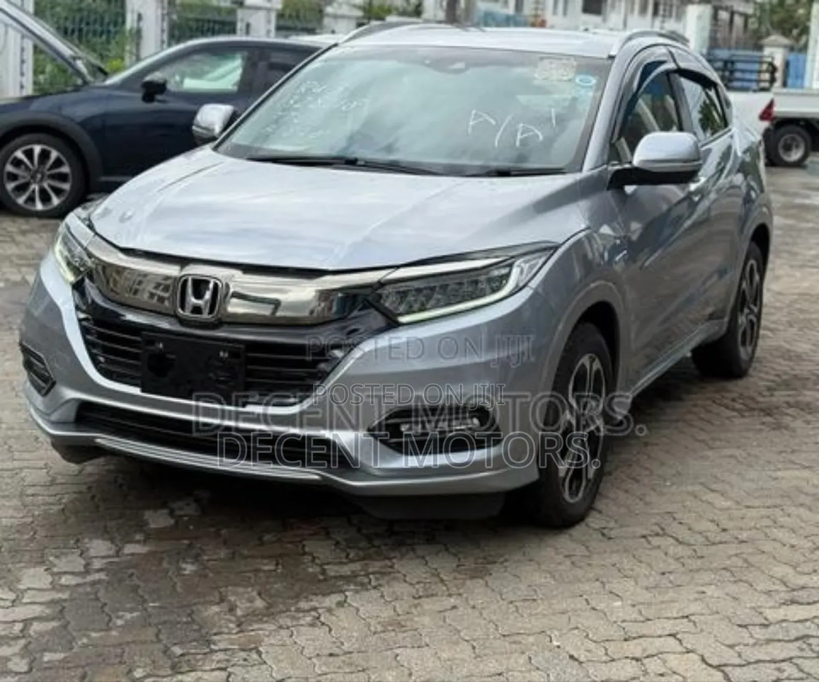 Honda Vezel 1.5 Hybrid 2WD 2019 Silver