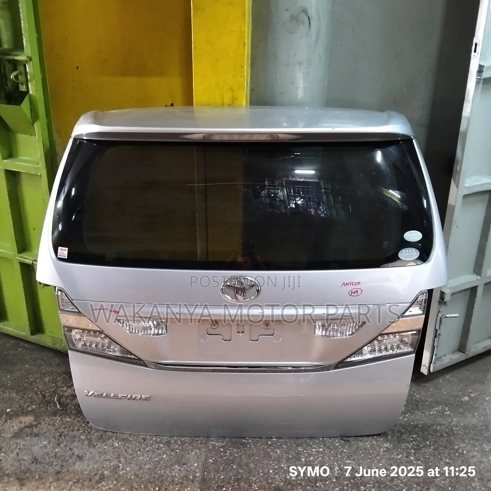 Toyota Vellfire 2010 Tailgate/Boot, Ex Japan