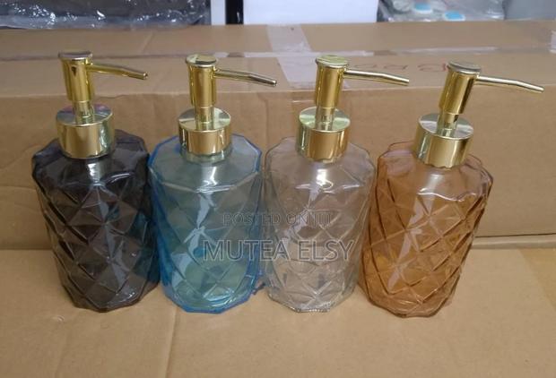 European Style Travel Liquid Soap Dispenser