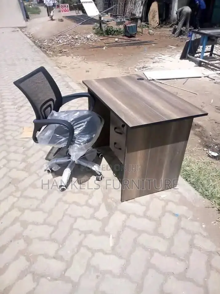 Office Furniture's