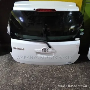Toyota Spade Tailgate/Boot/Trunk, Model 2012/2016. Ex Japan