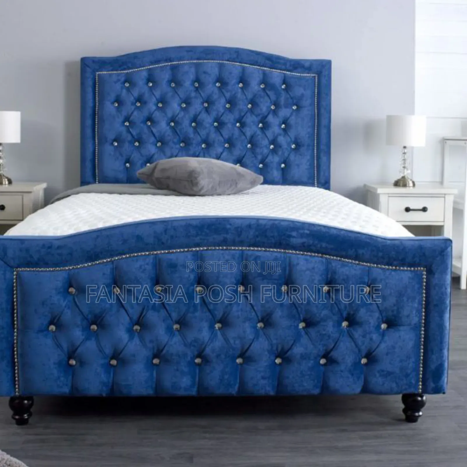 Royal Blue Velvet Curved Mocket Bed Frame
5 by 6
