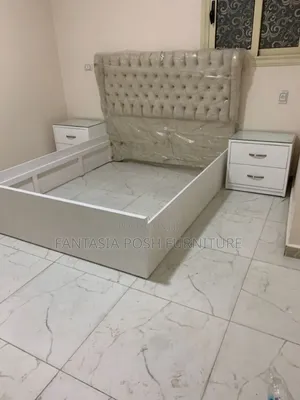 5x6 White Tufted Panel Chester Bed