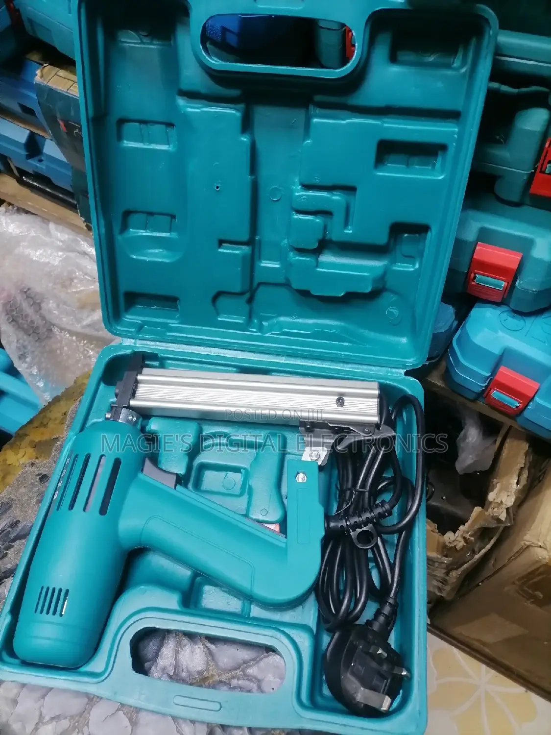 Heavy Duty 1800w Meakida Nail Gun Machine