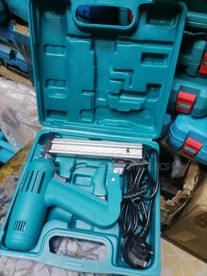 Heavy Duty 1800w Meakida Nail Gun Machine - thumbnail 2