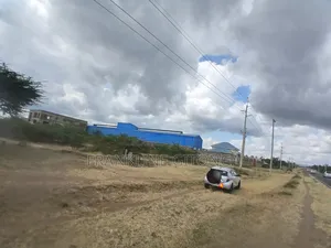 One (1) Acre Commercial Prime Land With Structure and Ready Title