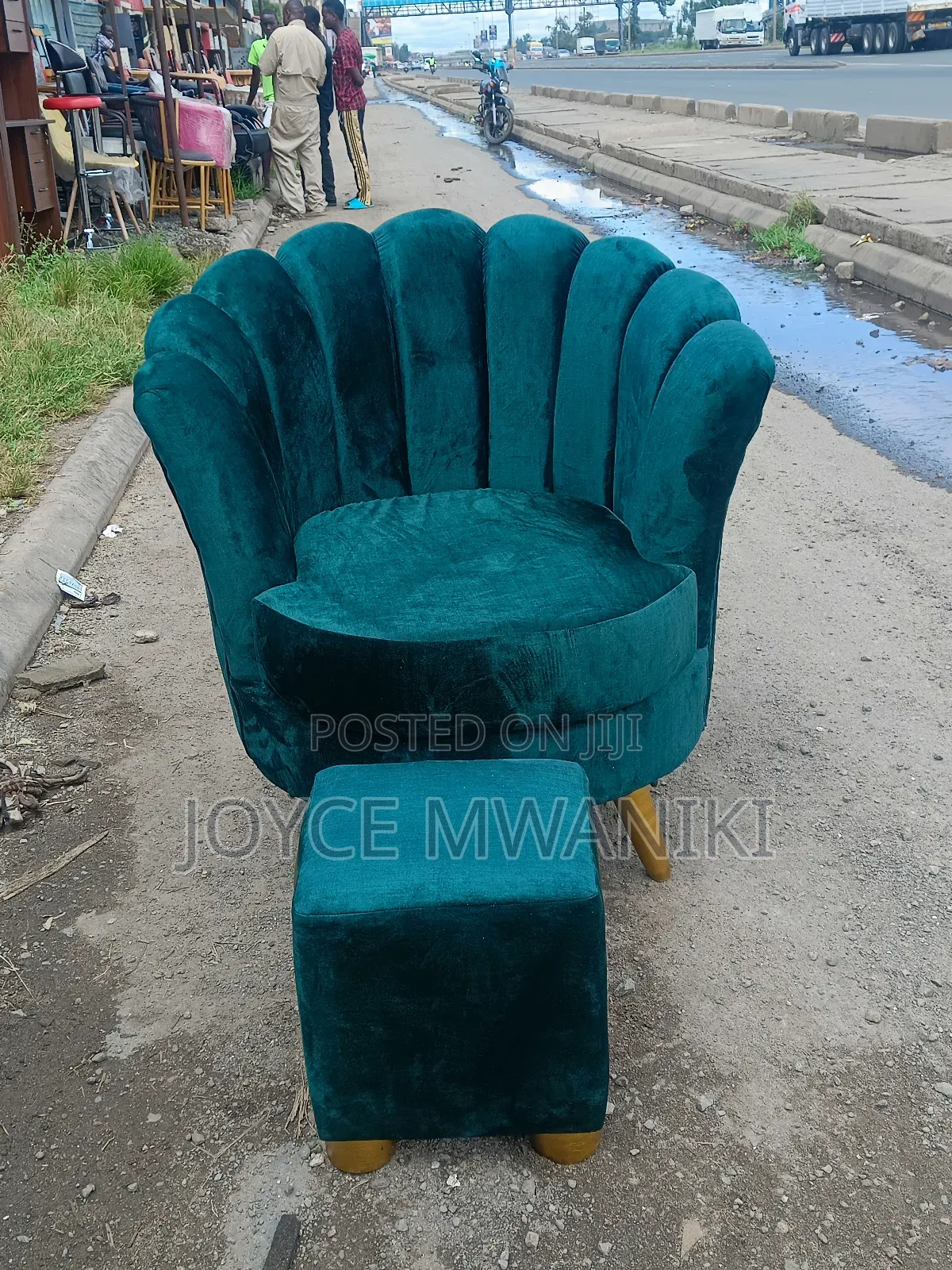 Jungle Green Pedicure Flower Seat and a Pouf 
