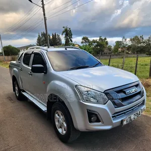 Isuzu D-MAX 2022 Silver