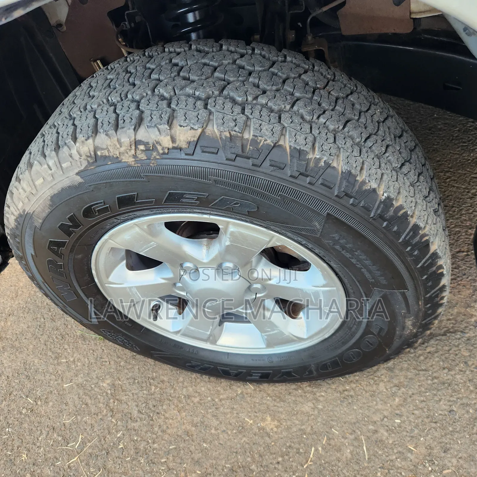 Isuzu D-MAX 2022 Silver