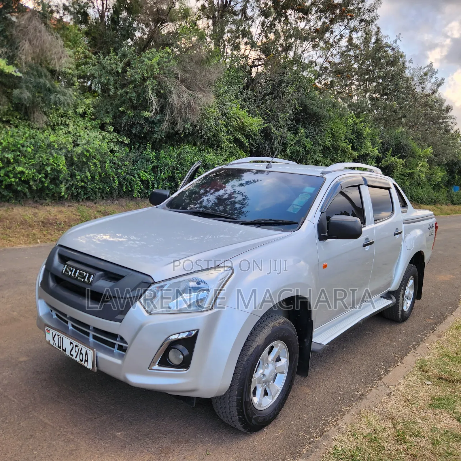 Isuzu D-MAX 2022 Silver
