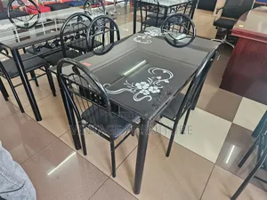 Four Seater Dinning Table