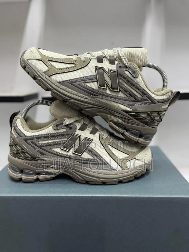 *New Balance 1906r Mocha
38-45 - thumbnail 2