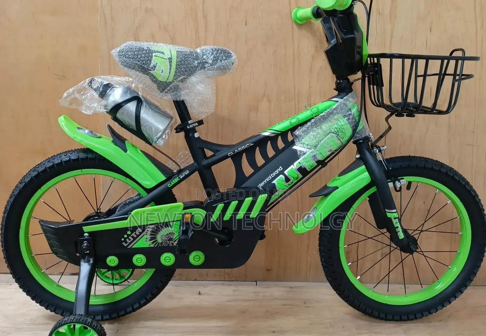 Brand New Luta Bike Size 12 – Hot Flame Design!