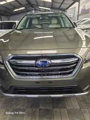 Subaru Outback 2018 Green
