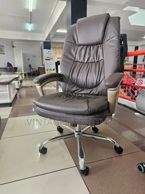 Executive Leather Office Chair S22
