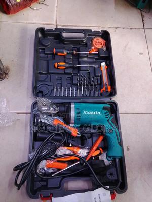 Corded Makita Impact Drill Set - thumbnail 2