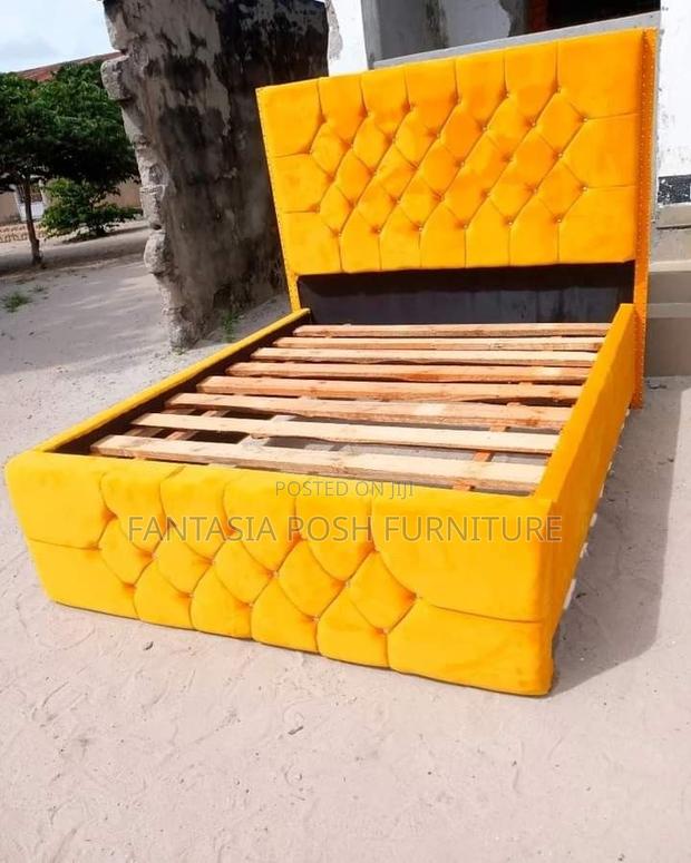 5*6 Chester Bed in Bright Golden Yellow