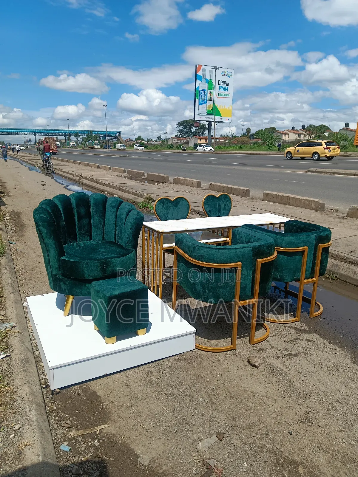 Pedicure Set, Podium, 2 Manicure Sets and Podium 