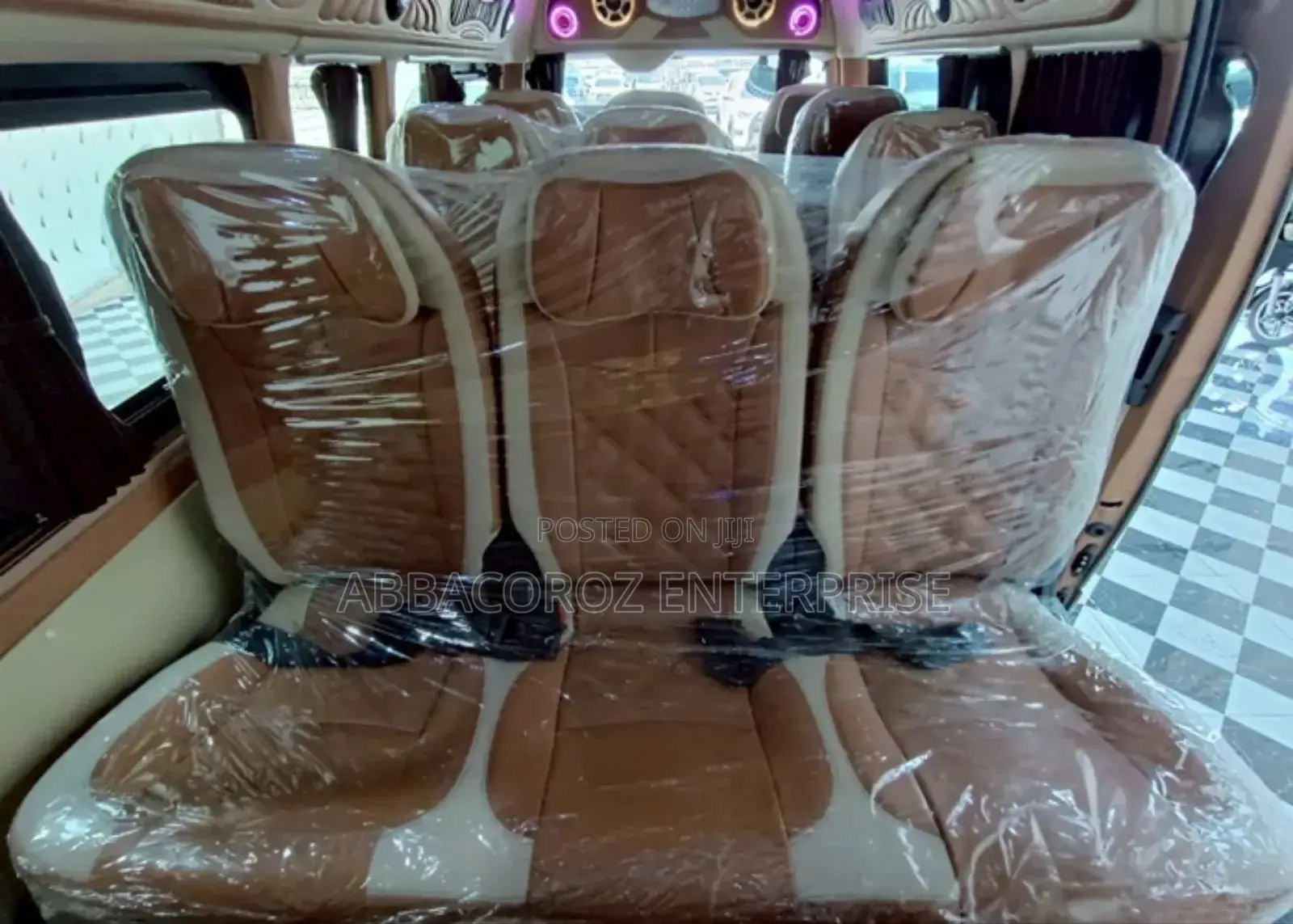 Toyota Grand HiAce 2018 White
