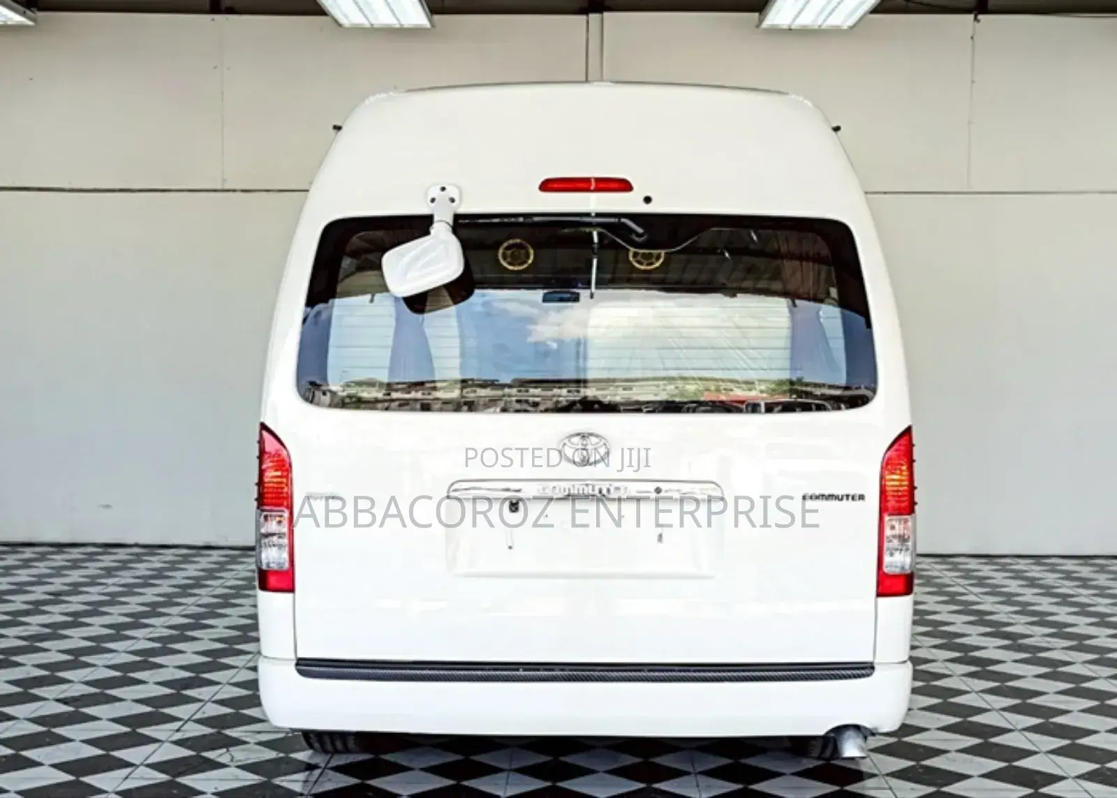Toyota Grand HiAce 2018 White