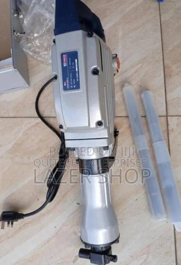 Affordable Demolition Hammer/Electric Maxmech Demolisher