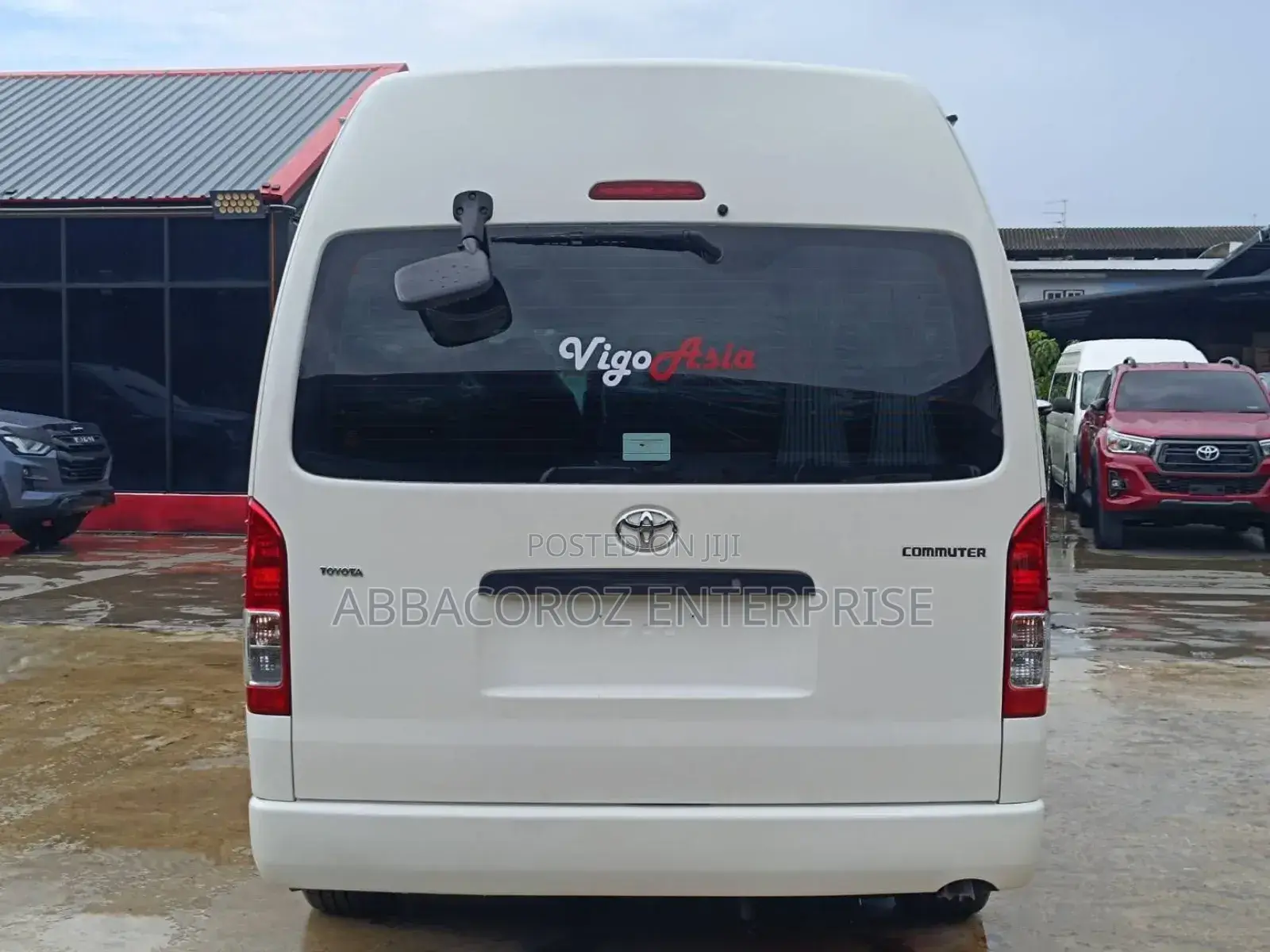 Toyota Grand HiAce 2019 White