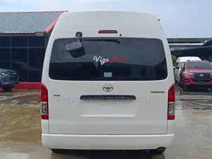 Toyota Grand HiAce 2019 White