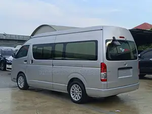 Toyota Grand HiAce 2018 Silver