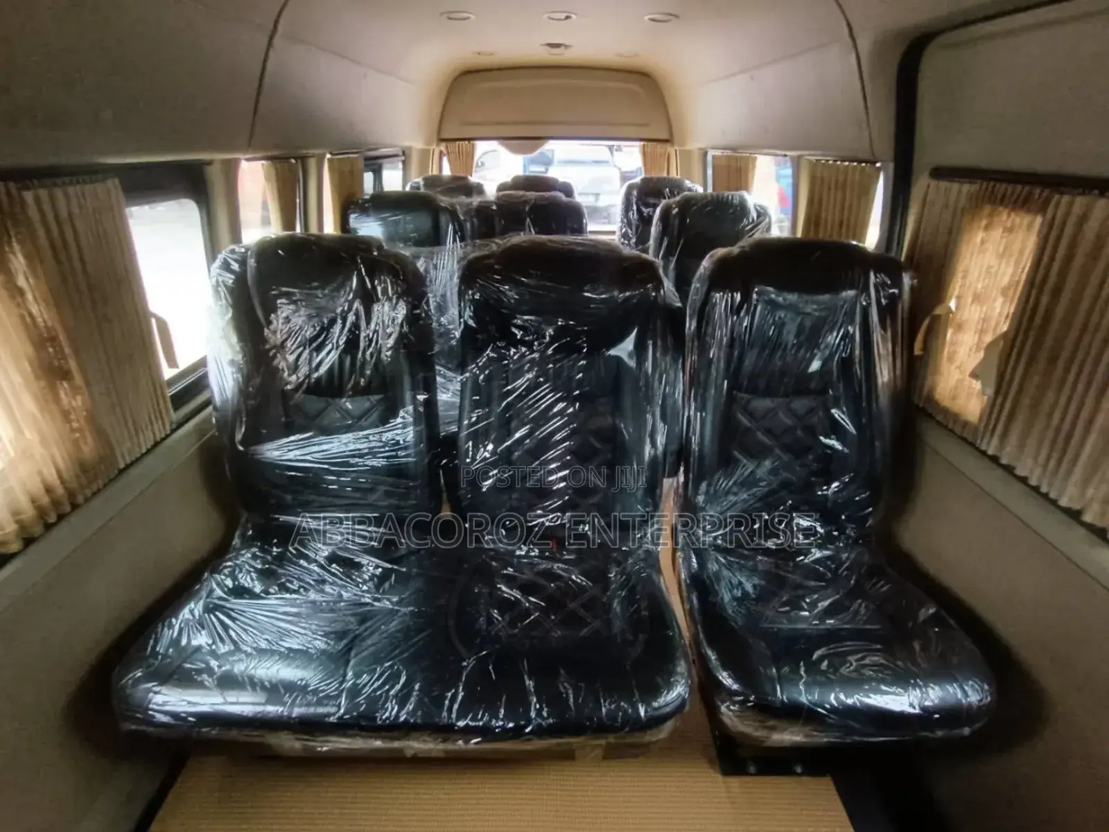 Toyota Grand HiAce 2018 Silver