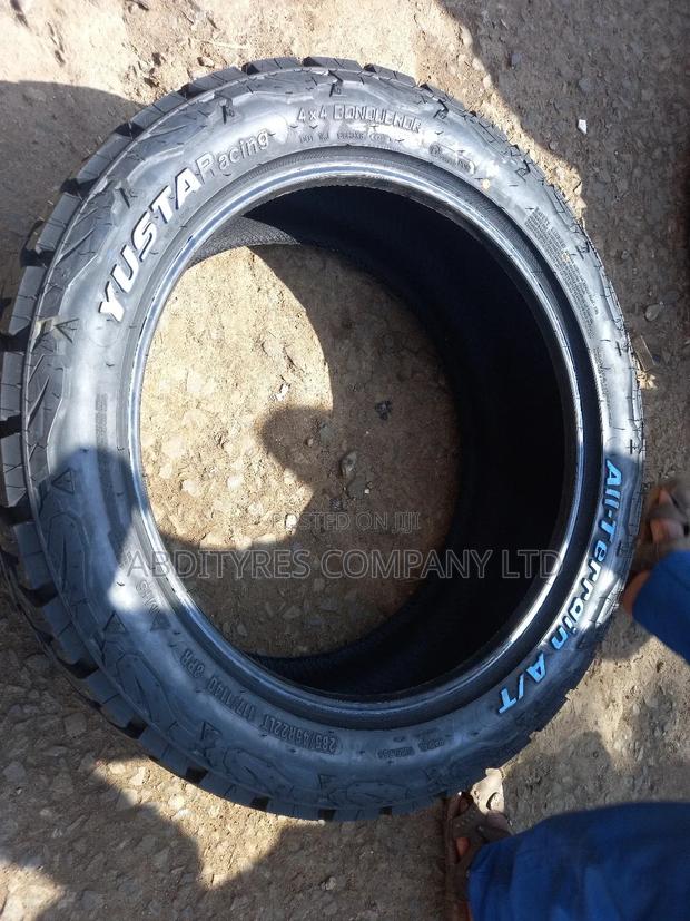 285/45r22 Yusta - thumbnail 3