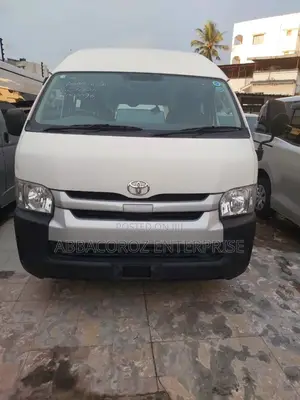 Toyota Grand HiAce 2018 White
