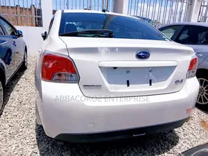Subaru Impreza 2.0i Limited AWD 2018 Pearl