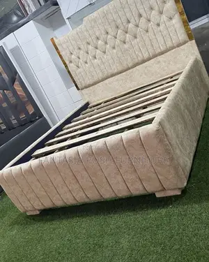 5x6 Chester Platform Bed in Beige Fabric