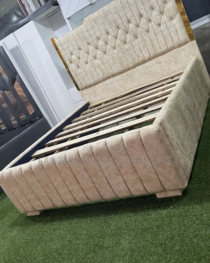 5x6 Chester Platform Bed in Beige Fabric